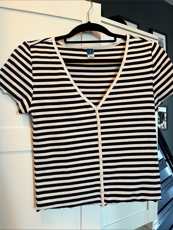 Old Navy Tops - Old Navy Black & White Striped V-Neck Button Front Tee